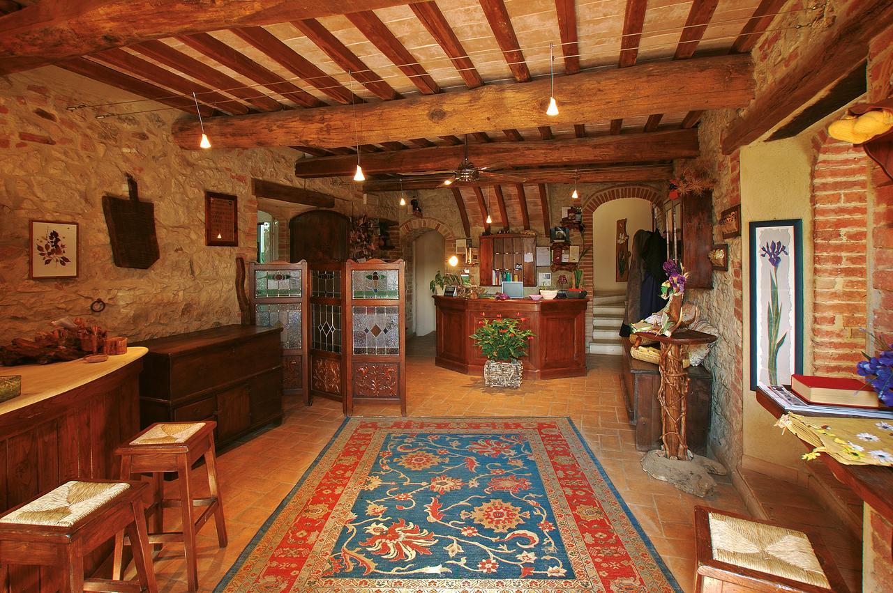 Podere Santa Maria Monte Antico Luaran gambar